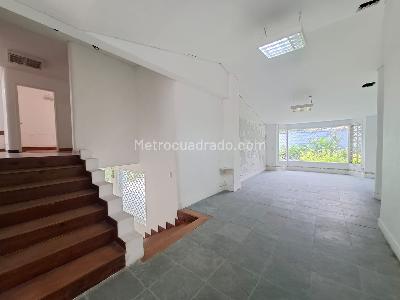 Casa de 4 alcobas en arriendo en El Campestre, Medellín, 300 m² · foto 10 de 20