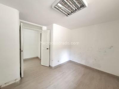Casa de 4 alcobas en arriendo en El Campestre, Medellín, 300 m² · foto 14 de 20