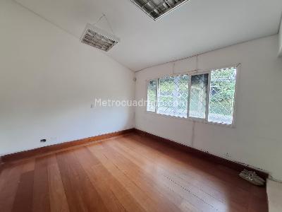 Casa de 4 alcobas en arriendo en El Campestre, Medellín, 300 m² · foto 17 de 20