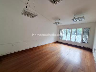 Casa de 4 alcobas en arriendo en El Campestre, Medellín, 300 m² · foto 18 de 20