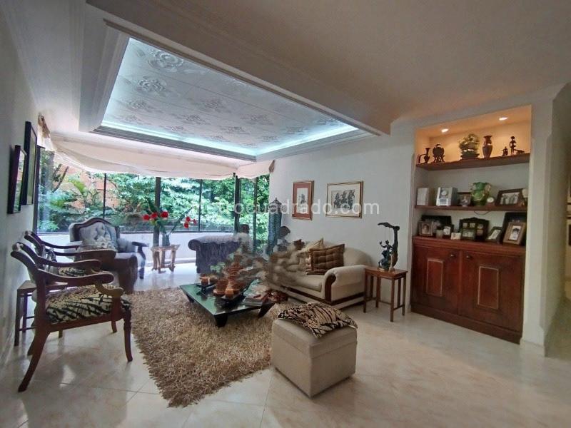 Elegant 4BR Apartment in Transversal Inferior - 3