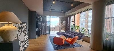 Apartamento en arriendo en Castropol, Medellín · foto 2 de 17