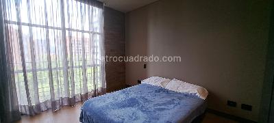 Apartamento en arriendo en Castropol, Medellín · foto 11 de 17