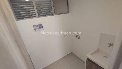Apartamento en arriendo en Ciudad Del Rio, Medellín · foto 13 de 18