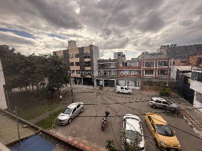 Casa de 5 alcobas en venta en San Eusebio, Bogotá, 220 m² · foto 3 de 20