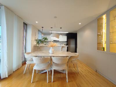 Apartamento de 2 alcobas en arriendo en El Tesoro, Medellín, 117 m² · foto 4 de 20