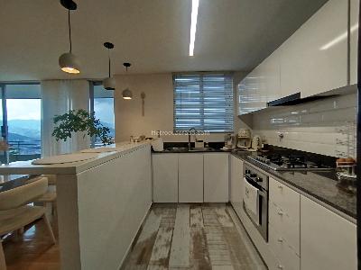 Apartamento de 2 alcobas en arriendo en El Tesoro, Medellín, 117 m² · foto 6 de 20