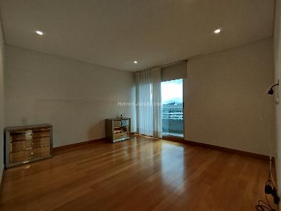Apartamento de 2 alcobas en arriendo en El Tesoro, Medellín, 117 m² · foto 13 de 20