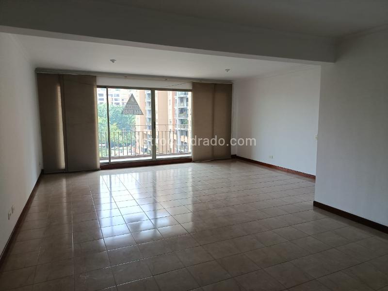Apartamento espectacular de 3 Alcobas con vista en La Frontera M