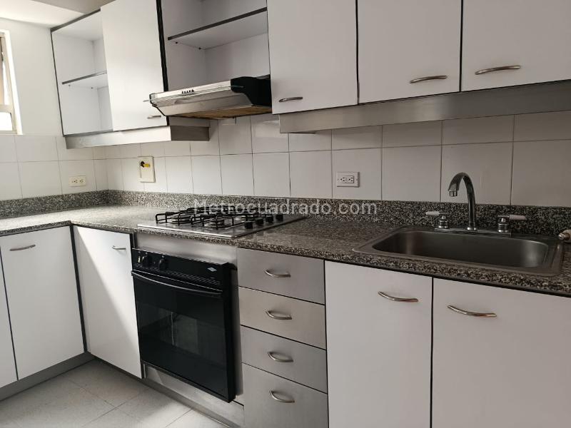 Apartamento espectacular de 3 Alcobas con vista en La Frontera M - 3