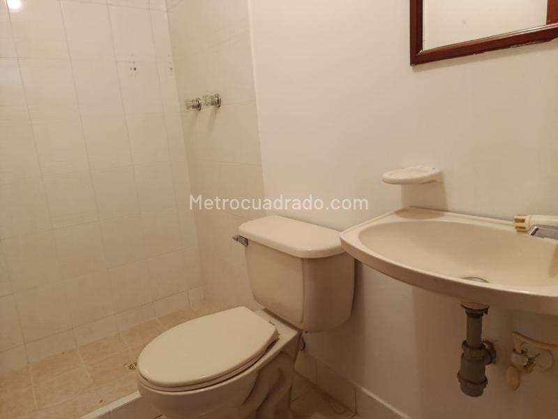 Apartamento espectacular de 3 Alcobas con vista en La Frontera M - 6