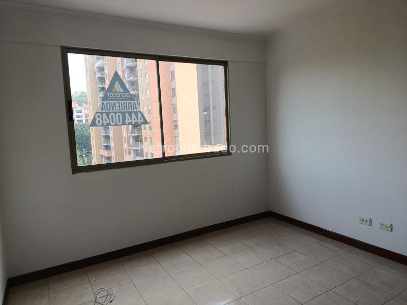 Apartamento espectacular de 3 Alcobas con vista en La Frontera M - 7
