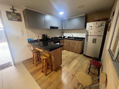 Casa en venta en Santa Isabel, Bogotá · foto 3 de 20