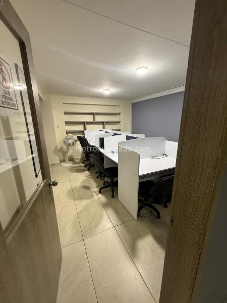 Edificio de Oficinas en Arriendo, Santa Isabel, Bogotá D.C. - Mehr