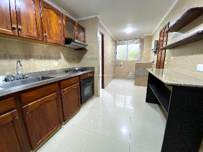 Apartamento en arriendo en Milla De Oro, Medellín · foto 6 de 24
