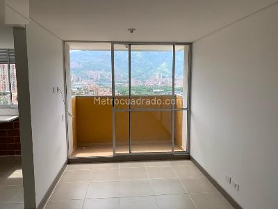 Apartamento de 3 alcobas en venta en Bello, Bello, 61 m² · foto 2 de 10