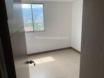 Apartamento de 3 alcobas en venta en Bello, Bello, 61 m² · foto 6 de 10