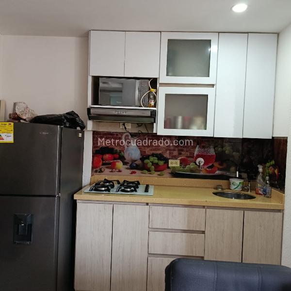 Apartamento Amoblado de 2 Alcobas en Boston Centro con Terraza - 2