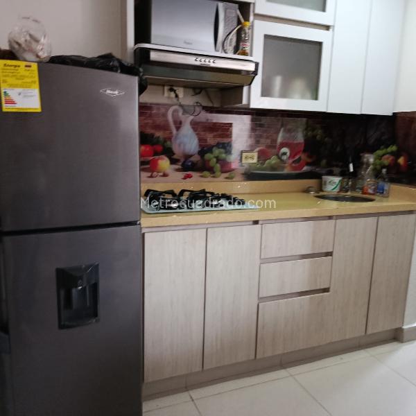 Apartamento Amoblado de 2 Alcobas en Boston Centro con Terraza - 3