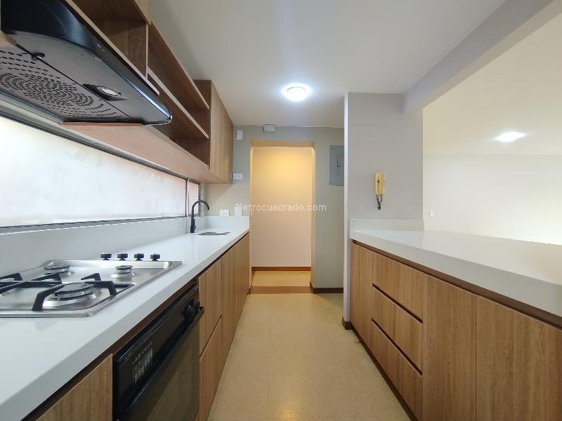 Apartamento Amplio de 2 Alcobas con Amenidades en Provenza - 8