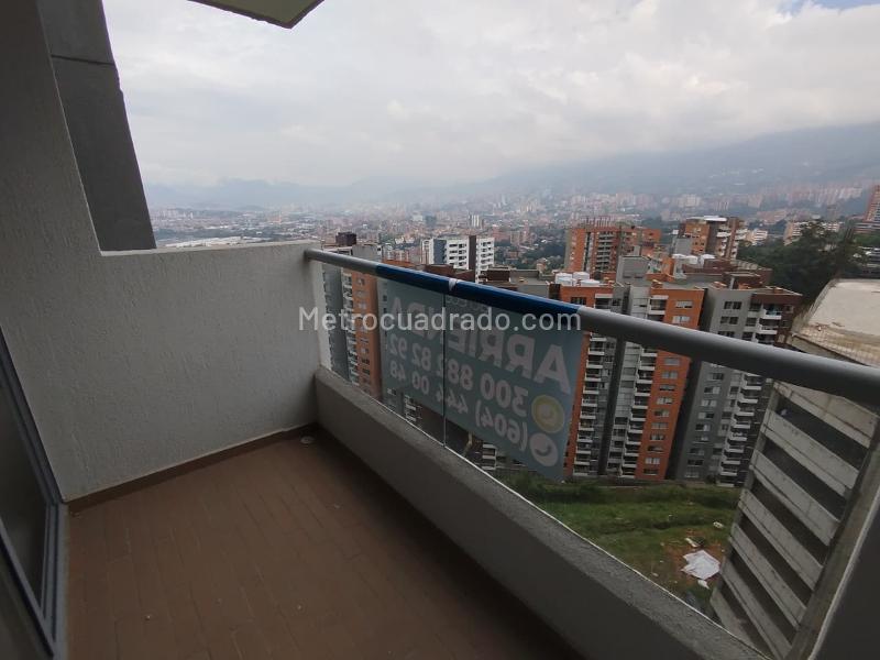2BR Apartment in La Cuenca (70 m²) - 2