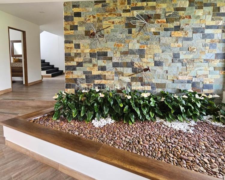 Spacious 4BR House with Private Land in Santa Elena - 2