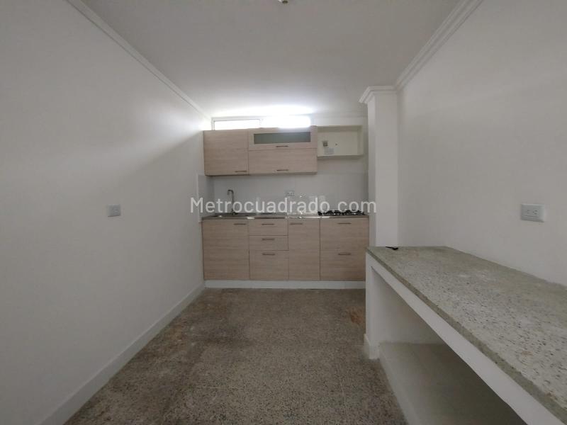 Duplex Commercial House for Offices in Laureles - 7