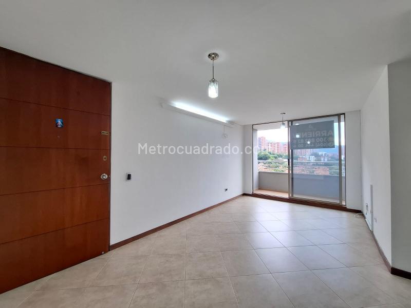 Cozy 3BR Apartment in Transversal Inferior - 4