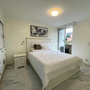 Apartamento de 2 alcobas en venta en Las Palmas M, Medellín, 79 m² · foto 2 de 19