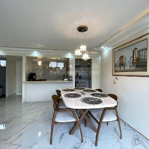 Apartamento de 2 alcobas en venta en Las Palmas M, Medellín, 79 m² · foto 13 de 19