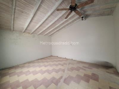 Casa de 4 alcobas en arriendo en Manila, Medellín, 200 m² · foto 16 de 20