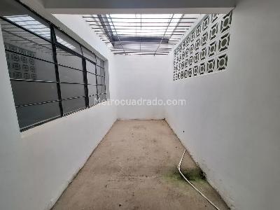 Casa de 4 alcobas en arriendo en Manila, Medellín, 200 m² · foto 17 de 20