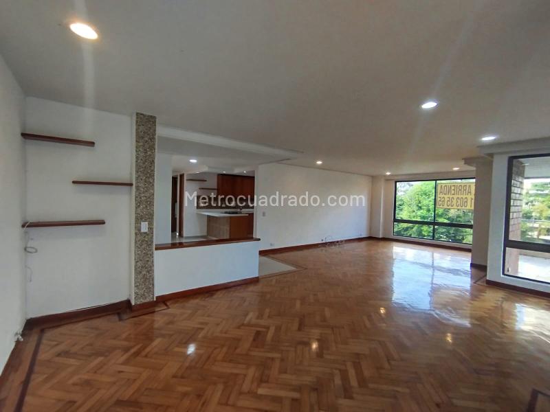 Apartamento exclusivo de 3 alcobas en Los Parra, El Poblado - 2