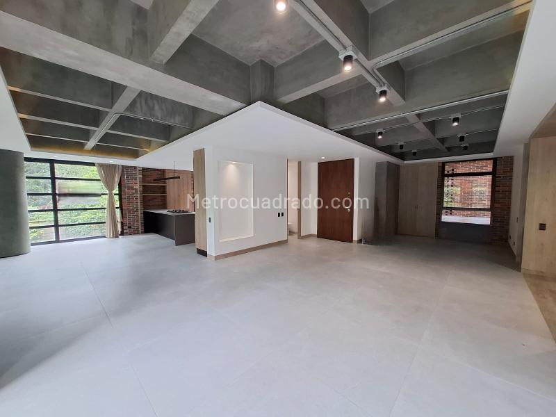 Apartamento Elegante de 2 Alcobas en El Campestre - 4