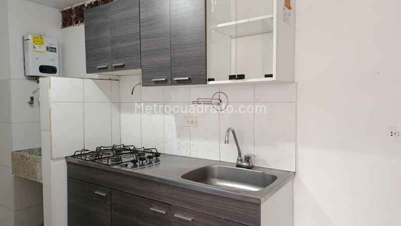 Apartamento Tipo Estudio de 1 Alcoba en Villa Hermosa - 2