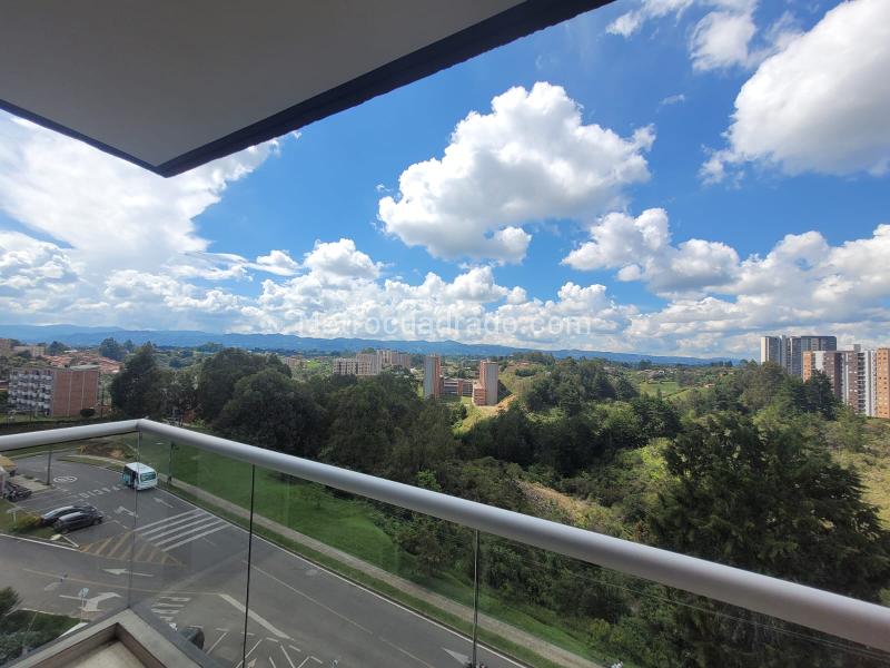 Apartamento en arriendo en Rionegro (Fontibón) 2 hab / 2 baños