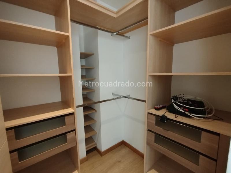 Apartamento en Arriendo, El Esmeraldal, Envigado – další