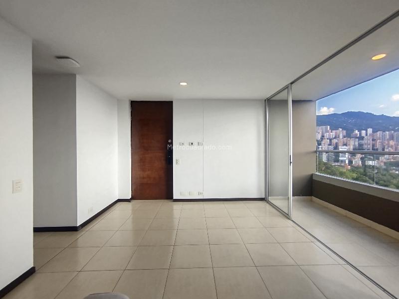 2BR Apartment in Las Palmas, El Poblado with 2 Parking Spots - 3