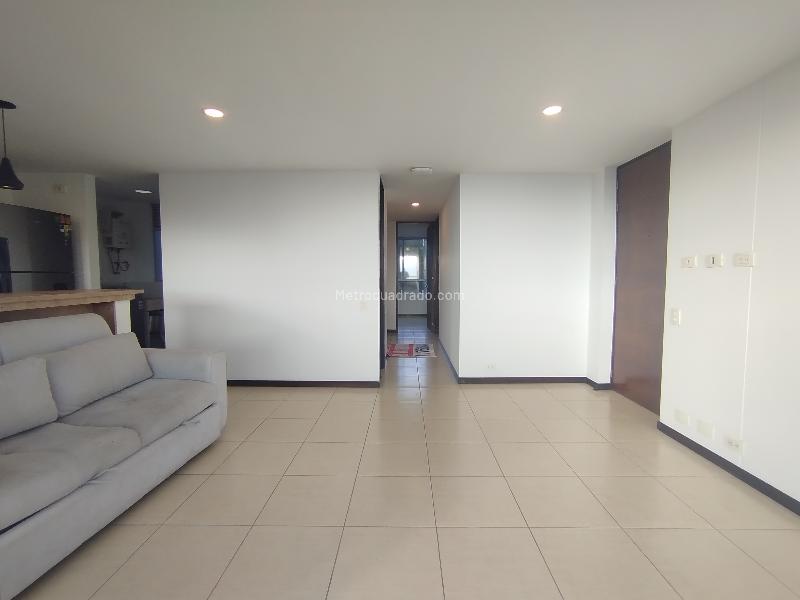 2BR Apartment in Las Palmas, El Poblado with 2 Parking Spots - 4