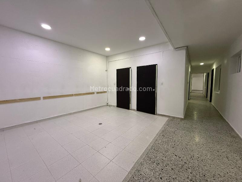 Local Comercial en Arriendo, Boston, Medellín - Widok 3