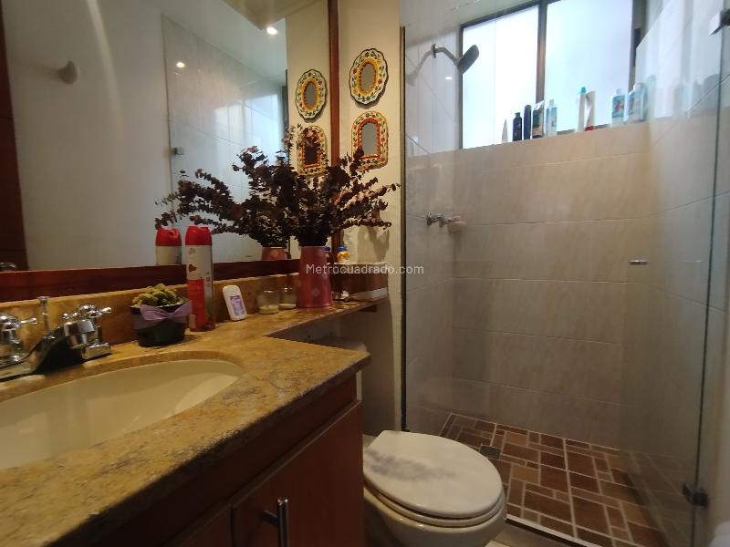 Spacious 2BR Apartment with Amenities in Transversal Superior - 7