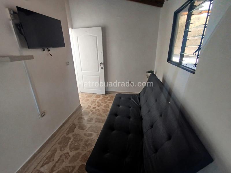 Furnished 1BR Apartment in Laureles - 2