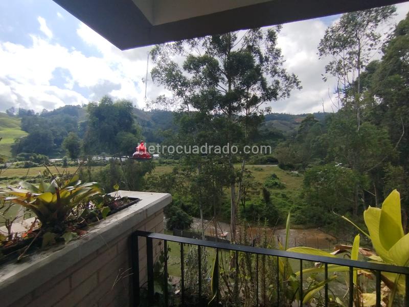 2BR Apartment in El Retiro (67 m²) - 2