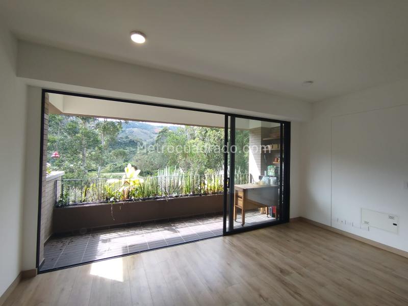 2BR Apartment in El Retiro (67 m²) - 4