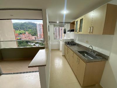 Apartamento de 3 alcobas en arriendo en Lagos De La Doctora, Sabaneta, 68 m² · foto 8 de 20