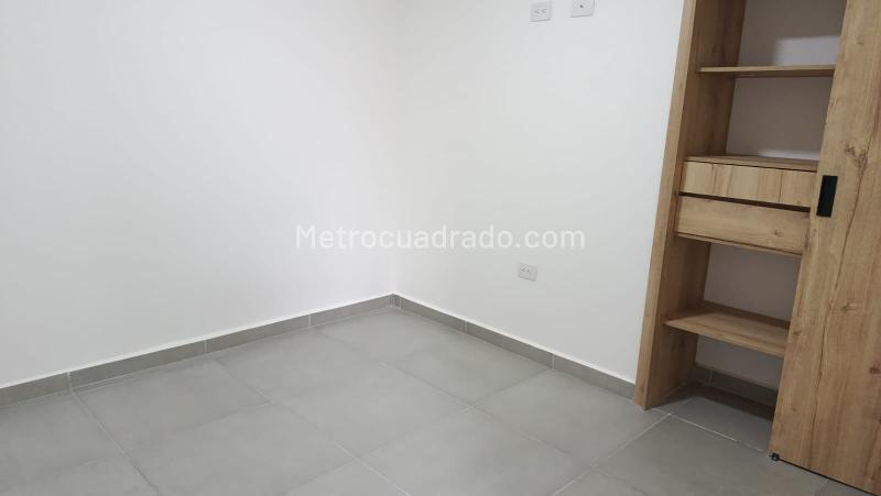 Apartamento de 2 Alcobas en Boston, Medellín - 6