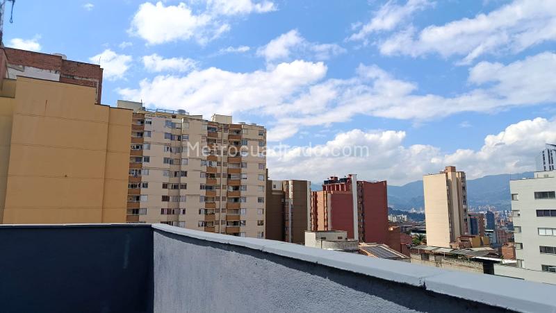 Apartamento Acogedor de 3 Alcobas en Boston (Medellín)