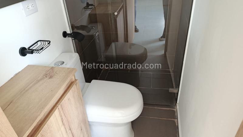 Apartamento Acogedor de 3 Alcobas en Boston (Medellín) - 8
