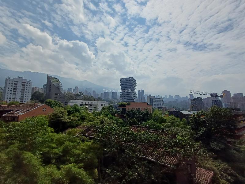 Apartamento Cómodo de 2 Alcobas en Lalinde, El Poblado - 3