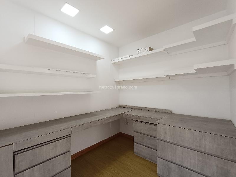 Apartamento Cómodo de 2 Alcobas en Lalinde, El Poblado - 8